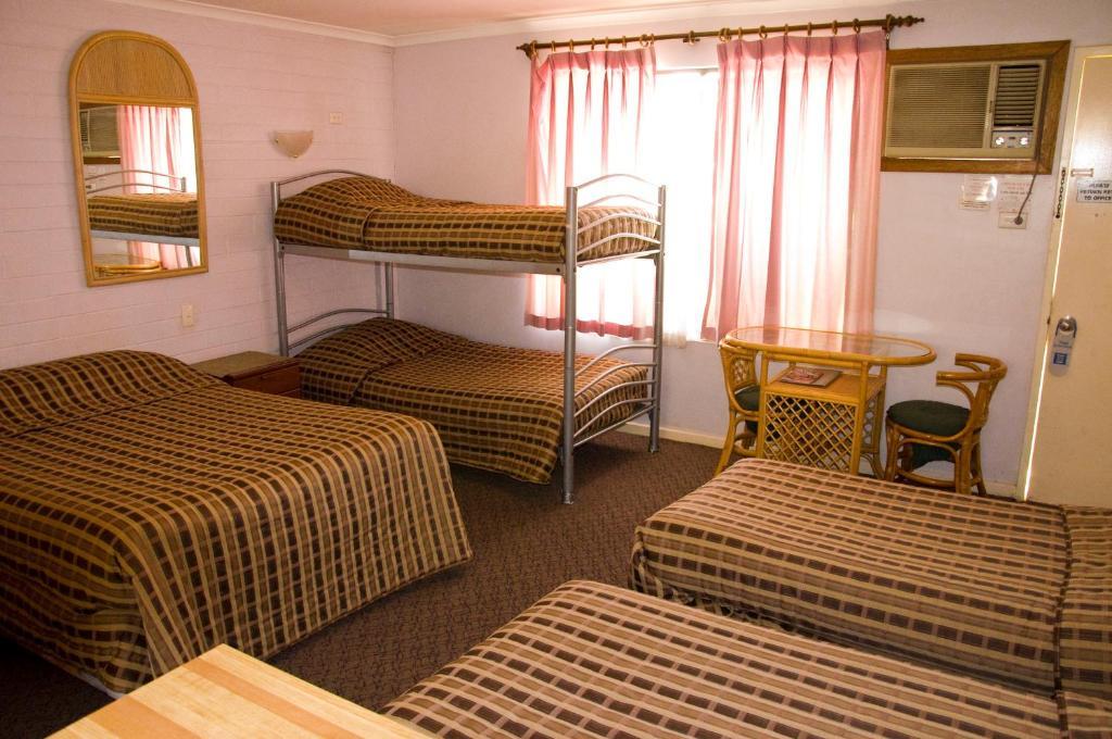 White Gum Motel Alice Springs Szoba fotó